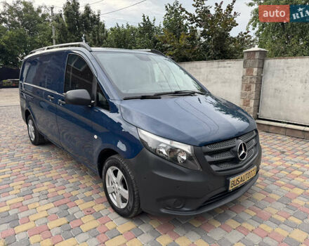 Синій Мерседес Віто, об'ємом двигуна 2.2 л та пробігом 200 тис. км за 16500 $, фото 6 на Automoto.ua