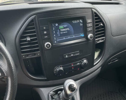 Синій Мерседес Віто, об'ємом двигуна 2.2 л та пробігом 240 тис. км за 21500 $, фото 10 на Automoto.ua