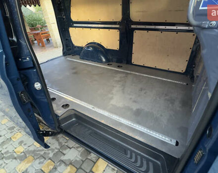 Синий Мерседес Вито, объемом двигателя 2.14 л и пробегом 297 тыс. км за 23150 $, фото 37 на Automoto.ua