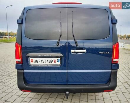 Синій Мерседес Віто, об'ємом двигуна 2.2 л та пробігом 200 тис. км за 33888 $, фото 21 на Automoto.ua