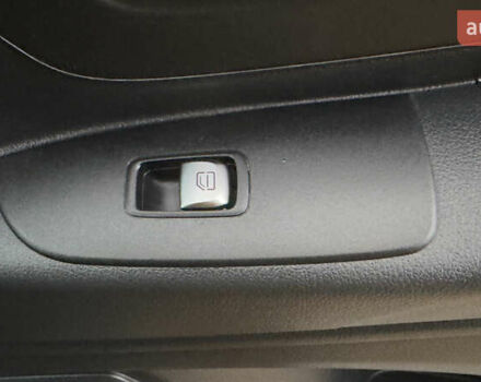 Синий Мерседес Вито, объемом двигателя 2.14 л и пробегом 297 тыс. км за 23150 $, фото 75 на Automoto.ua