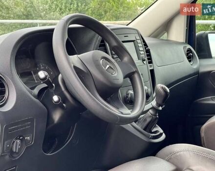 Синий Мерседес Вито, объемом двигателя 1.75 л и пробегом 195 тыс. км за 19400 $, фото 16 на Automoto.ua