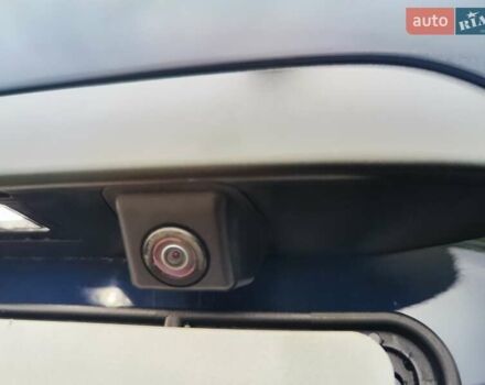 Синій Мерседес Віто, об'ємом двигуна 2.2 л та пробігом 200 тис. км за 33888 $, фото 15 на Automoto.ua