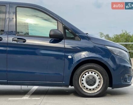 Синий Мерседес Вито, объемом двигателя 1.75 л и пробегом 195 тыс. км за 19400 $, фото 7 на Automoto.ua