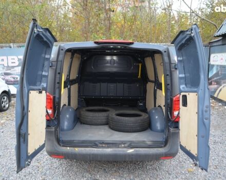 Синий Мерседес Вито, объемом двигателя 0 л и пробегом 38 тыс. км за 15000 $, фото 8 на Automoto.ua