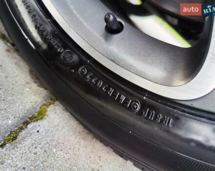 Синій Мерседес Віто, об'ємом двигуна 2.2 л та пробігом 200 тис. км за 33888 $, фото 34 на Automoto.ua