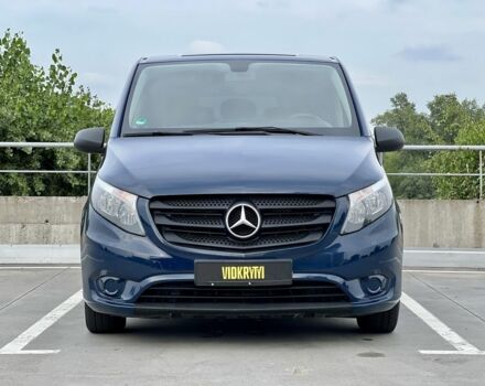Синий Мерседес Вито, объемом двигателя 1.8 л и пробегом 195 тыс. км за 19900 $, фото 1 на Automoto.ua