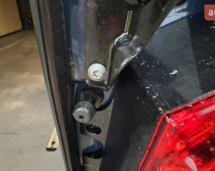 Синий Мерседес Вито, объемом двигателя 2.14 л и пробегом 297 тыс. км за 23150 $, фото 35 на Automoto.ua