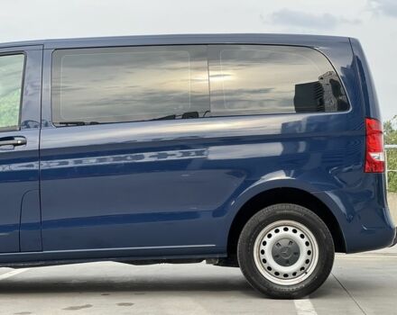 Синий Мерседес Вито, объемом двигателя 1.8 л и пробегом 195 тыс. км за 19900 $, фото 8 на Automoto.ua
