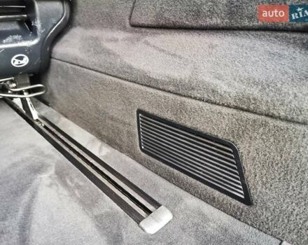 Синій Мерседес Віто, об'ємом двигуна 2.2 л та пробігом 200 тис. км за 33888 $, фото 120 на Automoto.ua