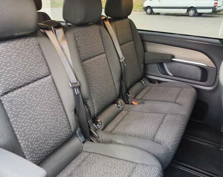 Синій Мерседес Віто, об'ємом двигуна 2.2 л та пробігом 200 тис. км за 33888 $, фото 87 на Automoto.ua