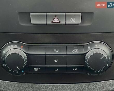 Синий Мерседес Вито, объемом двигателя 1.75 л и пробегом 195 тыс. км за 19400 $, фото 19 на Automoto.ua