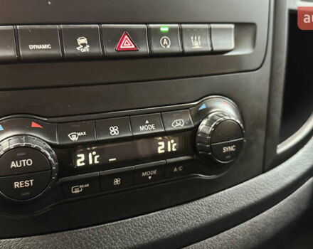 Синий Мерседес Вито, объемом двигателя 2.14 л и пробегом 297 тыс. км за 23150 $, фото 77 на Automoto.ua