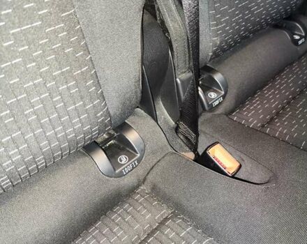 Синій Мерседес Віто, об'ємом двигуна 2.2 л та пробігом 200 тис. км за 33888 $, фото 93 на Automoto.ua