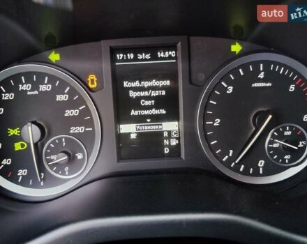 Синій Мерседес Віто, об'ємом двигуна 2.2 л та пробігом 200 тис. км за 33888 $, фото 42 на Automoto.ua