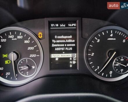 Синій Мерседес Віто, об'ємом двигуна 2.2 л та пробігом 200 тис. км за 33888 $, фото 44 на Automoto.ua