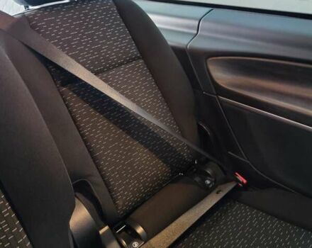 Синій Мерседес Віто, об'ємом двигуна 2.2 л та пробігом 200 тис. км за 33888 $, фото 94 на Automoto.ua