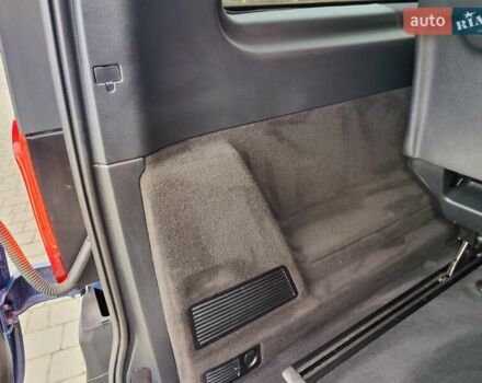 Синій Мерседес Віто, об'ємом двигуна 2.2 л та пробігом 200 тис. км за 33888 $, фото 121 на Automoto.ua