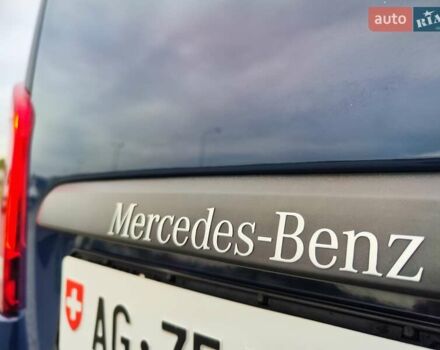 Синій Мерседес Віто, об'ємом двигуна 2.2 л та пробігом 200 тис. км за 33888 $, фото 16 на Automoto.ua