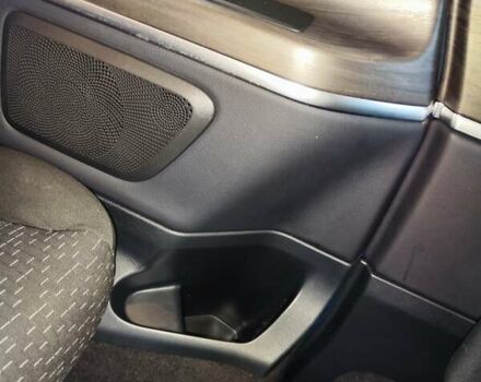 Синій Мерседес Віто, об'ємом двигуна 2.2 л та пробігом 200 тис. км за 33888 $, фото 102 на Automoto.ua