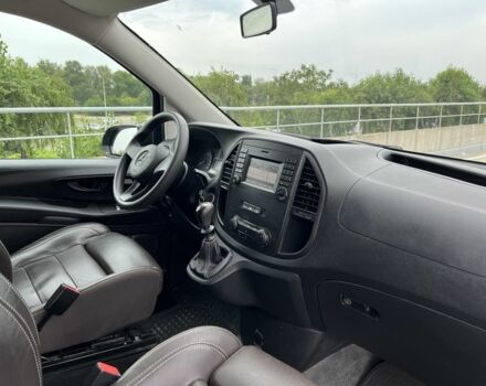 Синий Мерседес Вито, объемом двигателя 1.8 л и пробегом 195 тыс. км за 19900 $, фото 17 на Automoto.ua