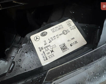 Синий Мерседес Вито, объемом двигателя 2.14 л и пробегом 297 тыс. км за 23150 $, фото 51 на Automoto.ua