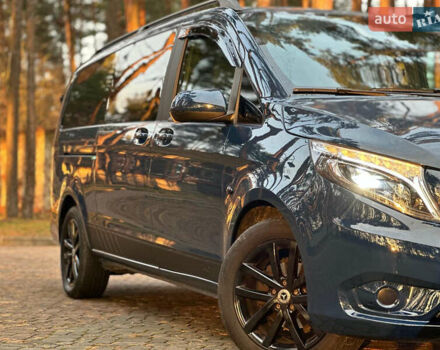 Синий Мерседес Вито, объемом двигателя 2.14 л и пробегом 156 тыс. км за 29500 $, фото 1 на Automoto.ua