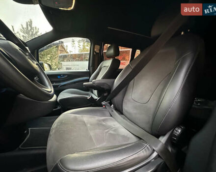 Синий Мерседес Вито, объемом двигателя 2.14 л и пробегом 156 тыс. км за 29500 $, фото 18 на Automoto.ua