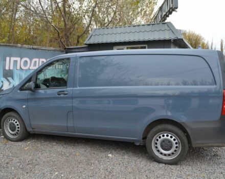 Синий Мерседес Вито, объемом двигателя 0 л и пробегом 38 тыс. км за 15000 $, фото 3 на Automoto.ua