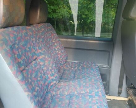 Синий Мерседес Вито, объемом двигателя 2.1 л и пробегом 339 тыс. км за 4500 $, фото 6 на Automoto.ua