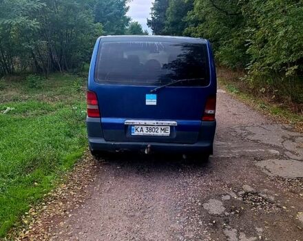 Синий Мерседес Вито, объемом двигателя 2.3 л и пробегом 55 тыс. км за 3800 $, фото 2 на Automoto.ua