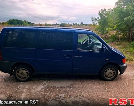 Синий Мерседес Вито, объемом двигателя 2.3 л и пробегом 55 тыс. км за 3800 $, фото 1 на Automoto.ua