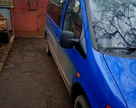 Синий Мерседес Вито, объемом двигателя 2.2 л и пробегом 0 тыс. км за 6000 $, фото 8 на Automoto.ua