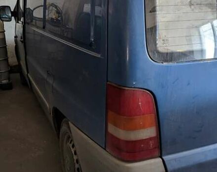 Мерседес Вито 2000 в Одессе на Automoto.ua Синий Мерседес Вито, объемом двигателя 2.15 л и пробегом 100 тыс. км за 4300 $, фото 4 на Automoto.ua