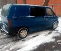 Синий Мерседес Вито, объемом двигателя 2.2 л и пробегом 350 тыс. км за 3000 $, фото 1 на Automoto.ua