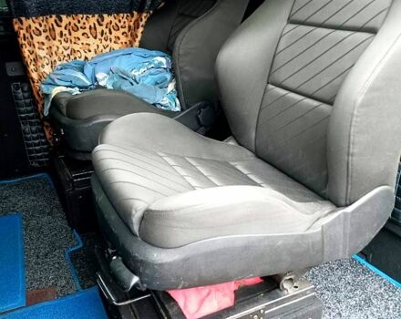 Синій Мерседес Віто, об'ємом двигуна 2.1 л та пробігом 240 тис. км за 7000 $, фото 2 на Automoto.ua