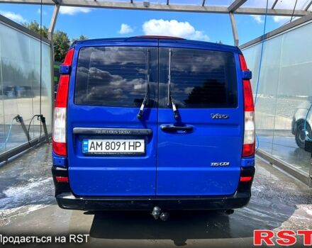 Синий Мерседес Вито, объемом двигателя 2.1 л и пробегом 410 тыс. км за 8000 $, фото 5 на Automoto.ua