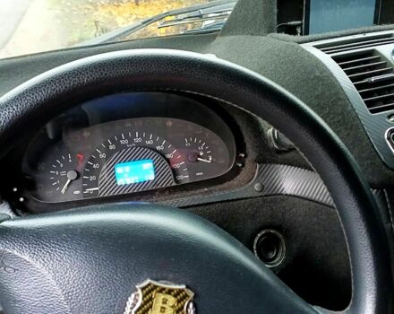 Синій Мерседес Віто, об'ємом двигуна 2.1 л та пробігом 240 тис. км за 7000 $, фото 6 на Automoto.ua