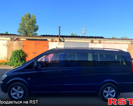 Синий Мерседес Вито, объемом двигателя 2.2 л и пробегом 273 тыс. км за 8400 $, фото 1 на Automoto.ua