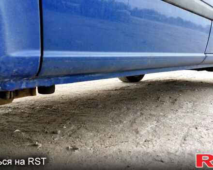 Синий Мерседес Вито, объемом двигателя 2.1 л и пробегом 125 тыс. км за 8100 $, фото 5 на Automoto.ua