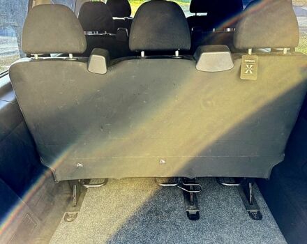 Синій Мерседес Віто, об'ємом двигуна 2.1 л та пробігом 308 тис. км за 22000 $, фото 6 на Automoto.ua