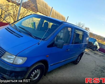 Синий Мерседес Вито, объемом двигателя 2.1 л и пробегом 450 тыс. км за 5000 $, фото 1 на Automoto.ua