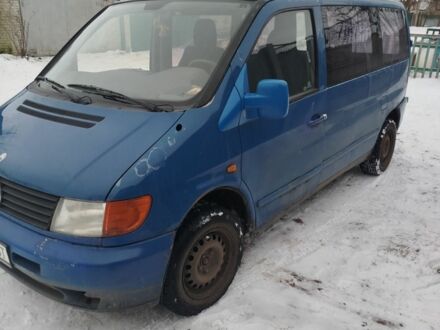 Синий Мерседес Вито, объемом двигателя 2 л и пробегом 300 тыс. км за 2361 $, фото 1 на Automoto.ua