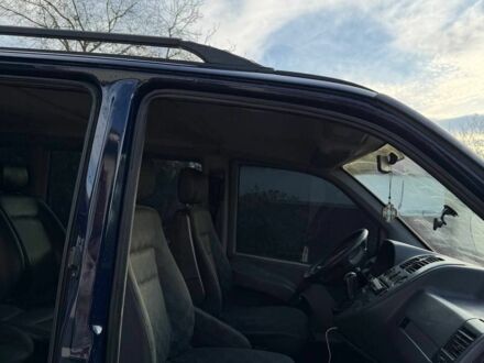 Мерседес Вито 1999 в Черновцах на Automoto.ua Синий Мерседес Вито, объемом двигателя 2.1 л и пробегом 3 тыс. км за 4000 $, фото 1 на Automoto.ua