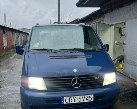 Синий Мерседес Вито, объемом двигателя 2.2 л и пробегом 365 тыс. км за 2999 $, фото 1 на Automoto.ua