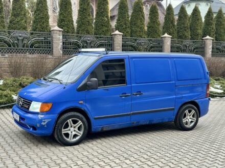 Синий Мерседес Вито, объемом двигателя 2.2 л и пробегом 222 тыс. км за 2350 $, фото 1 на Automoto.ua