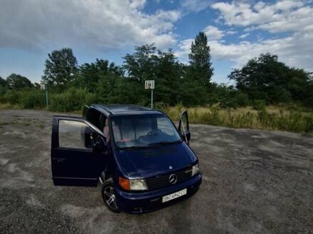 Мерседес Віто 2001 у Львові на Automoto.ua Синій Мерседес Віто, об'ємом двигуна 2.15 л та пробігом 335 тис. км за 4750 $, фото 1 на Automoto.ua