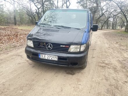 Синий Мерседес Вито, объемом двигателя 2 л и пробегом 500 тыс. км за 1700 $, фото 1 на Automoto.ua