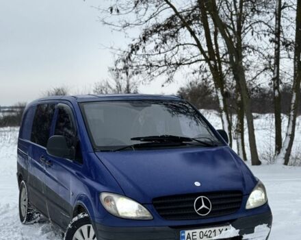 Синий Мерседес Вито, объемом двигателя 2.2 л и пробегом 320 тыс. км за 4799 $, фото 1 на Automoto.ua