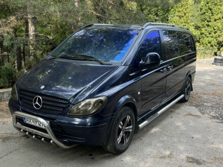 Синий Мерседес Вито, объемом двигателя 2.2 л и пробегом 300 тыс. км за 7100 $, фото 1 на Automoto.ua
